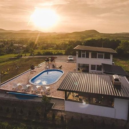 Villa Vanesa Bihać エクステリア 写真