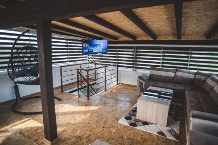 Villa Vanesa Bihać エクステリア 写真